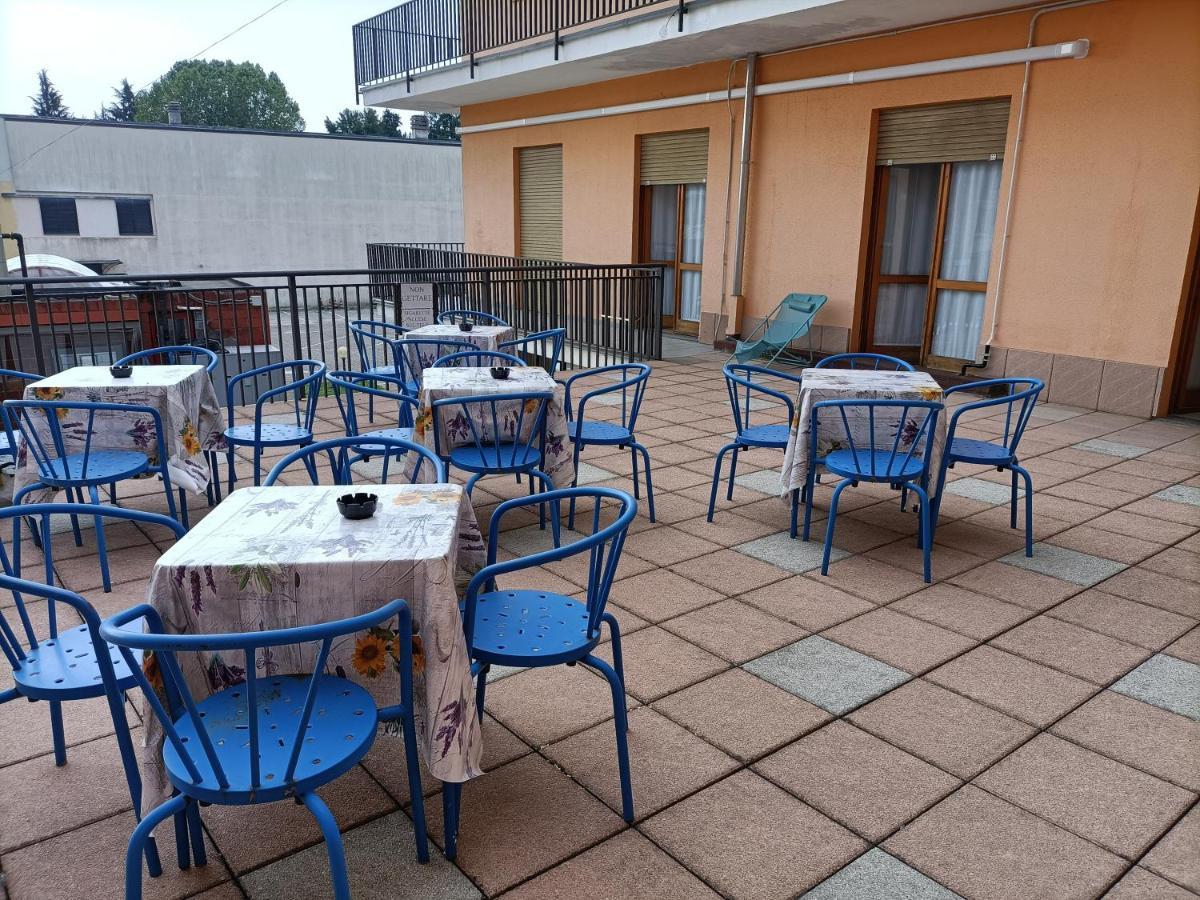 Albergo Roma Gattico Exterior photo