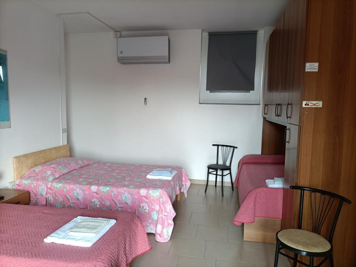 Albergo Roma Gattico Exterior photo